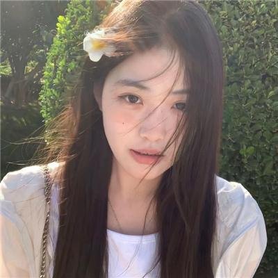 三块广告牌